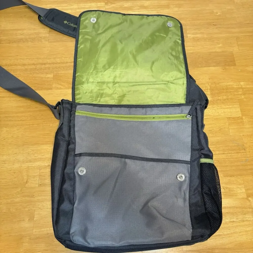 Columbia Messenger Diaper‎ Bag Timeless Travel w Thermal Bottle Chamber Gray F5